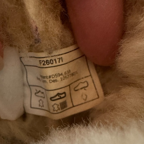 Ugg Bailey Button Sherpa lined suede foam sole round toe Youth size 12 - Picture 12 of 13